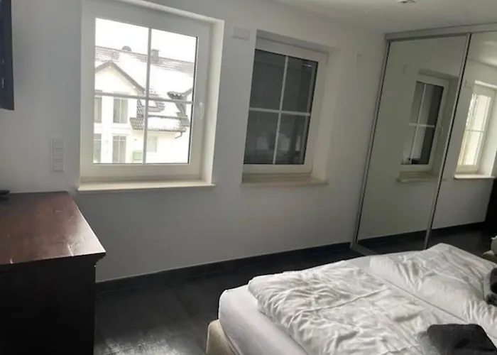 Kristall E Apartman *